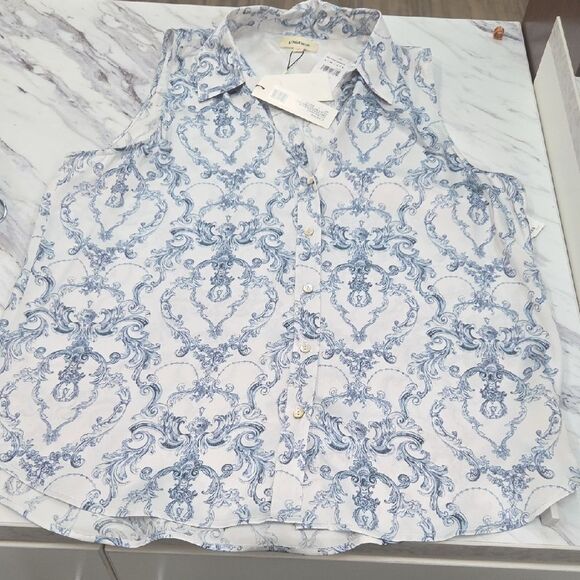 Blue and White Patterned Sleeveless Top - Picture 1 of 8